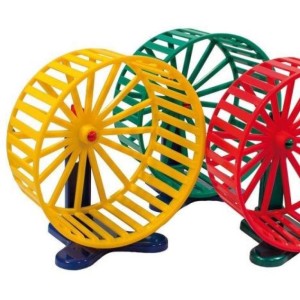 Игрушка для грызунов колесо 140мм с подставкой 3140